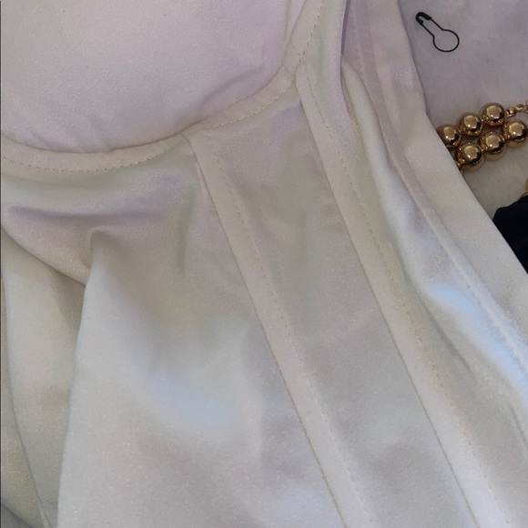 White Strapless Corset Top this is NWOT more top than corset - Picture 8 of 8